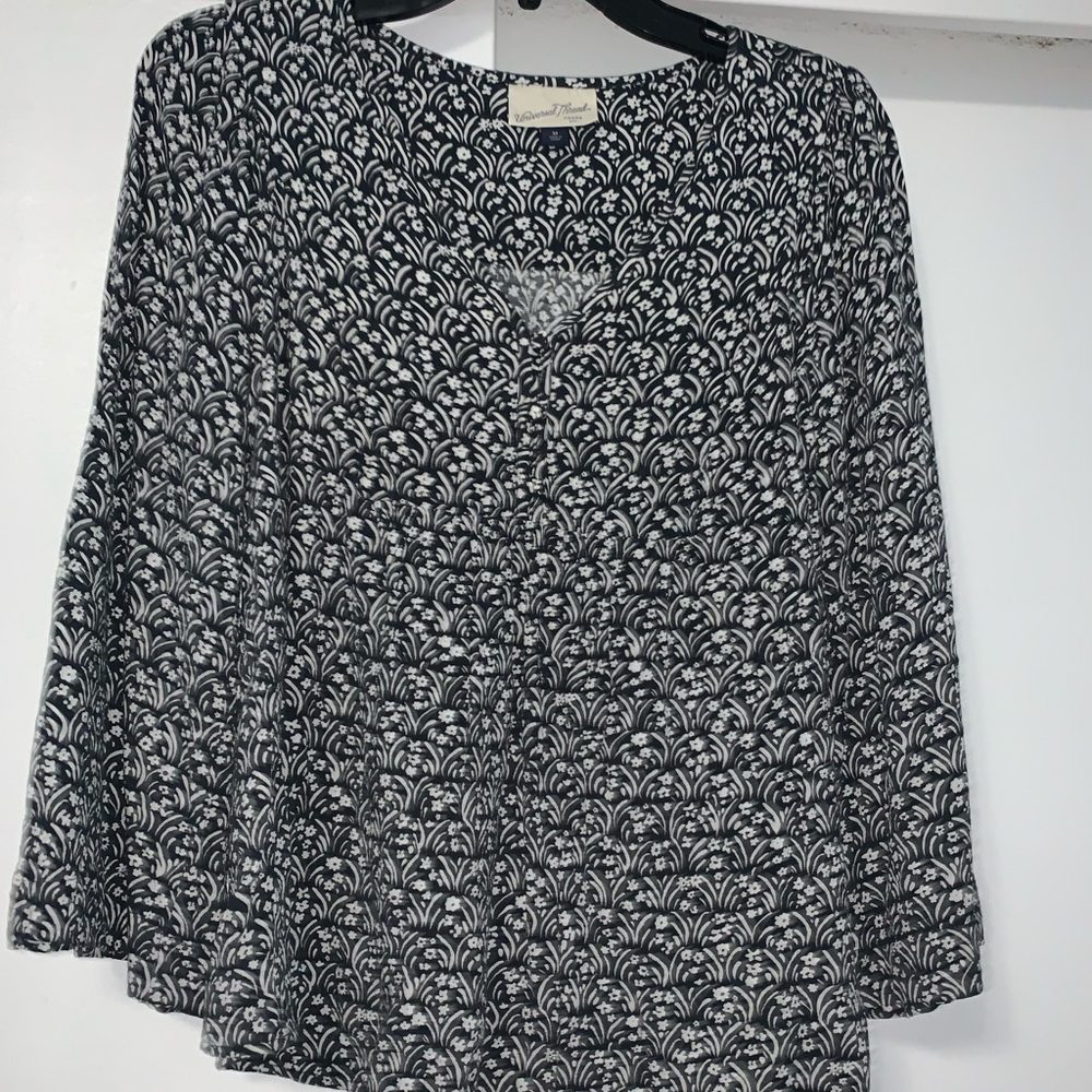 Floral print top